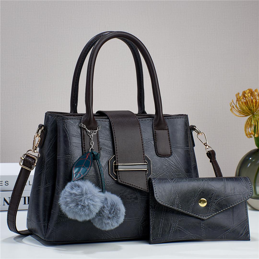 [ ❤EMBRACE THE LATEST TREND 🤩🤩✨ !!! ] 1Pc Brand New High Quality Stylish and Luxurious Comfortable Ladies Handbag ..Designed With Durability and Functionality ✔👌