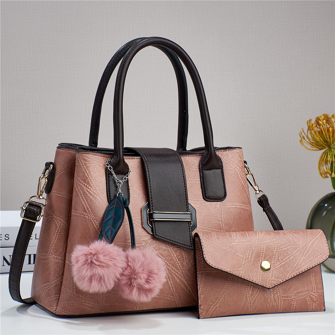 [ ❤EMBRACE THE LATEST TREND 🤩🤩✨ !!! ] 1Pc Brand New High Quality Stylish and Luxurious Comfortable Ladies Handbag ..Designed With Durability and Functionality ✔👌