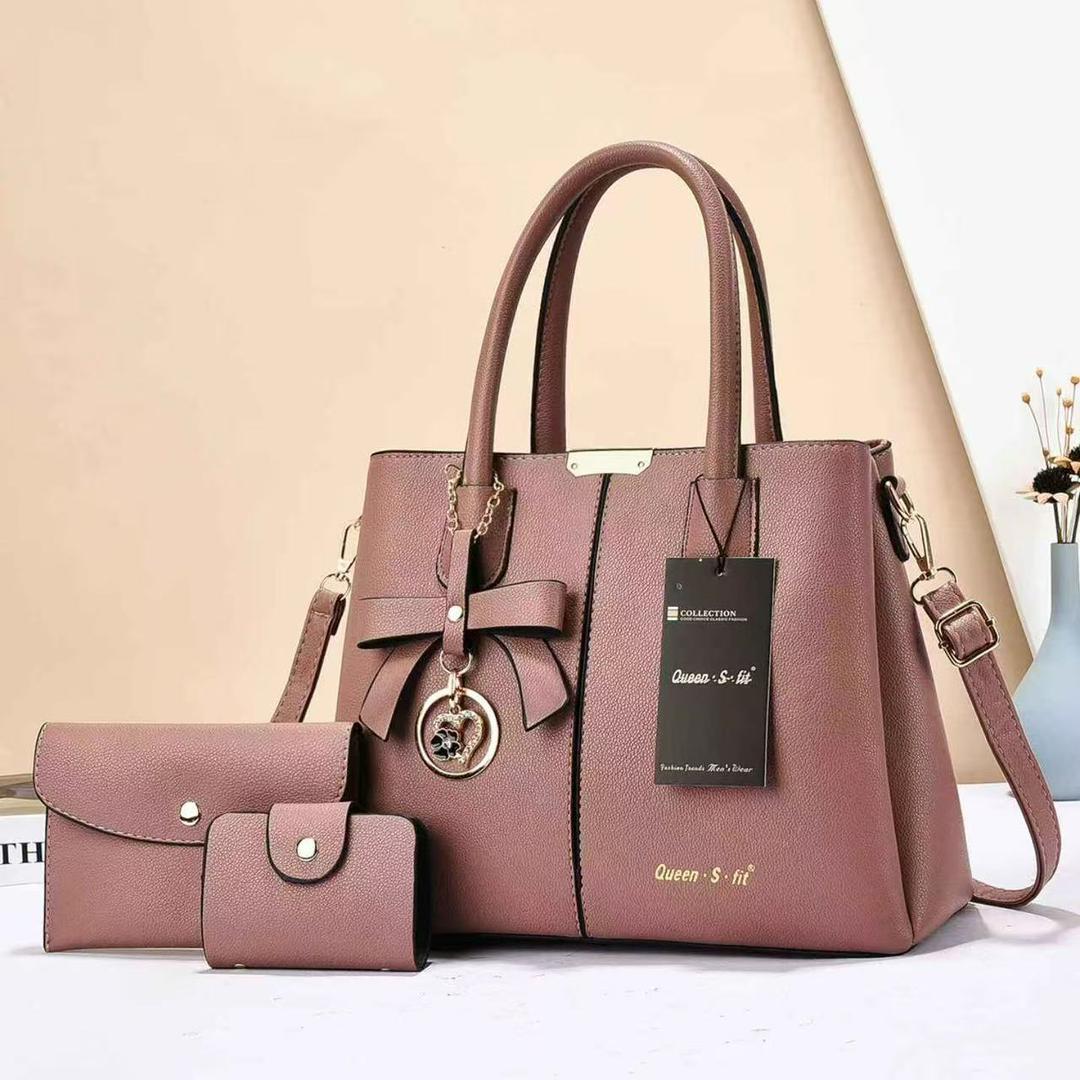 ⚡ FAST SELLING OFFER ⚡ - 3 in 1 Women’s Handbag Set, Stylish Shoulder Bag, Crossbody & Clutch, Spacious, Durable PU Leather