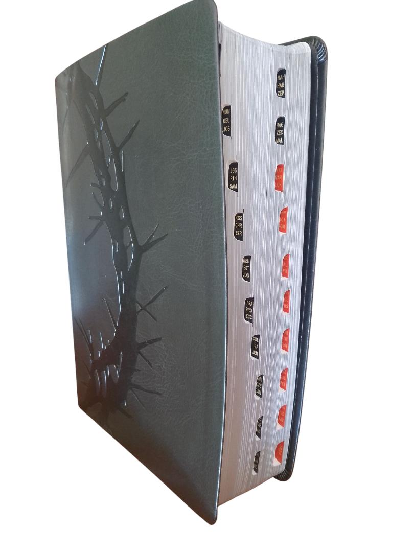 NKJV STUDY BIBLE BLACK LEATHER COVER BIBLE THUMB INDEX BIBLE, NEW KING JAMES VERSION BIBLE