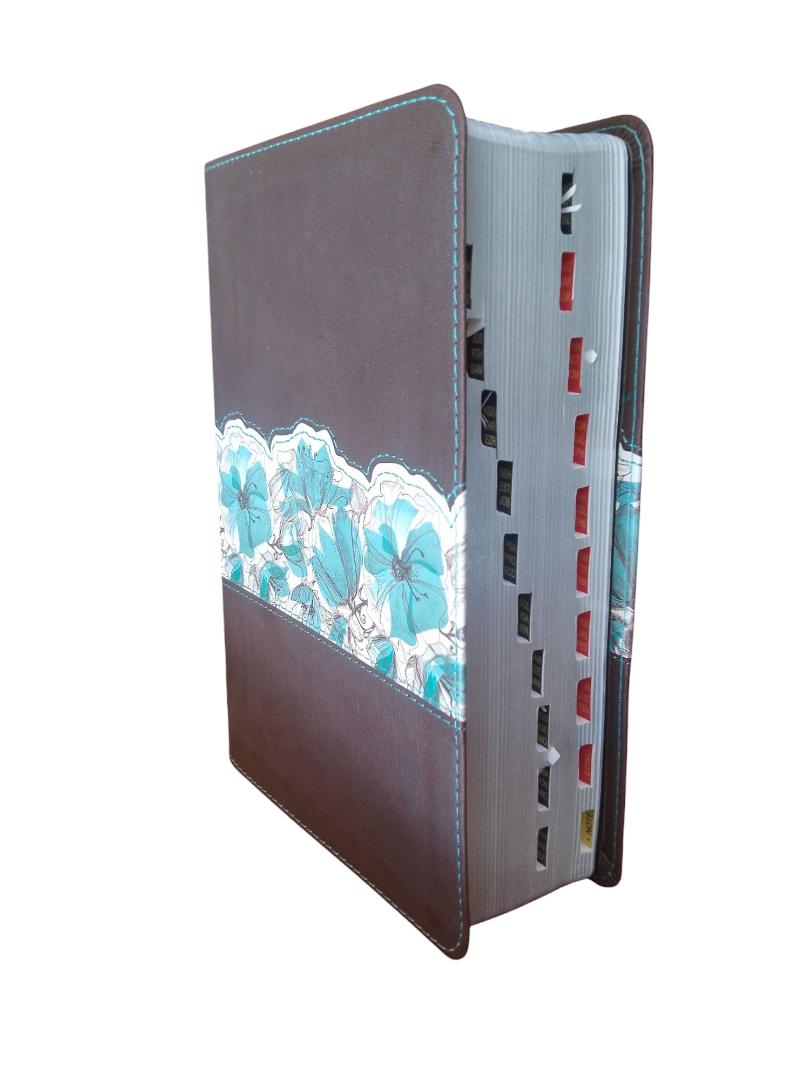 NKJV PERSONAL SIZE STUDY BIBLE, HOLY BIBLE THUMB INDEX, LEATHER COVER BIBLE, NEW KING JAMES VERSION STUDY BIBLE