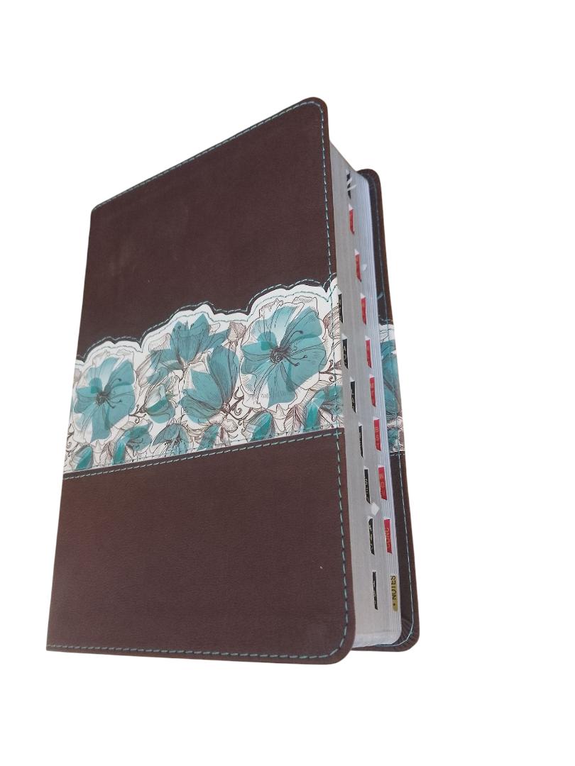 NKJV PERSONAL SIZE STUDY BIBLE, HOLY BIBLE THUMB INDEX, LEATHER COVER BIBLE, NEW KING JAMES VERSION STUDY BIBLE