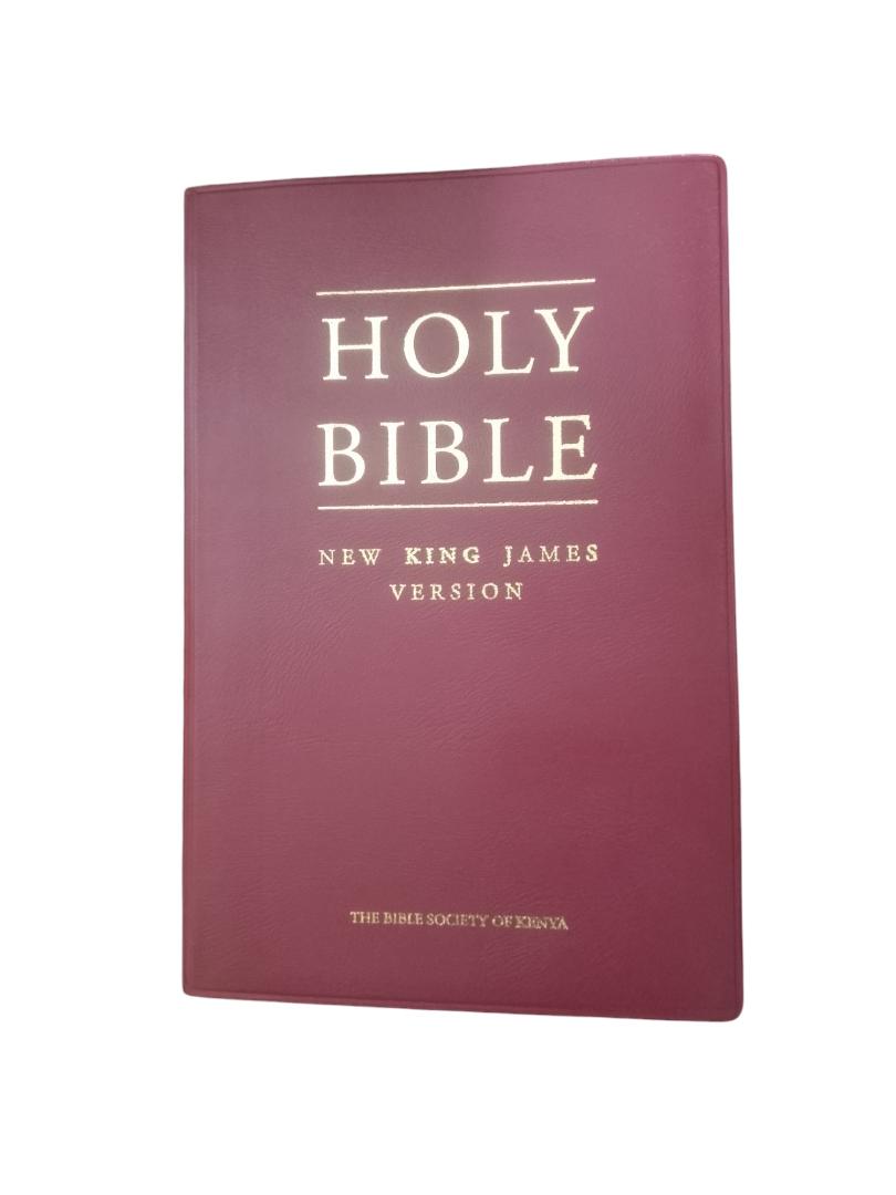 NKJV COMPACT BIBLE, HOLY BIBLE, NEW KING JAMES VERSION BIBLE, SOFT COVER MAROON
