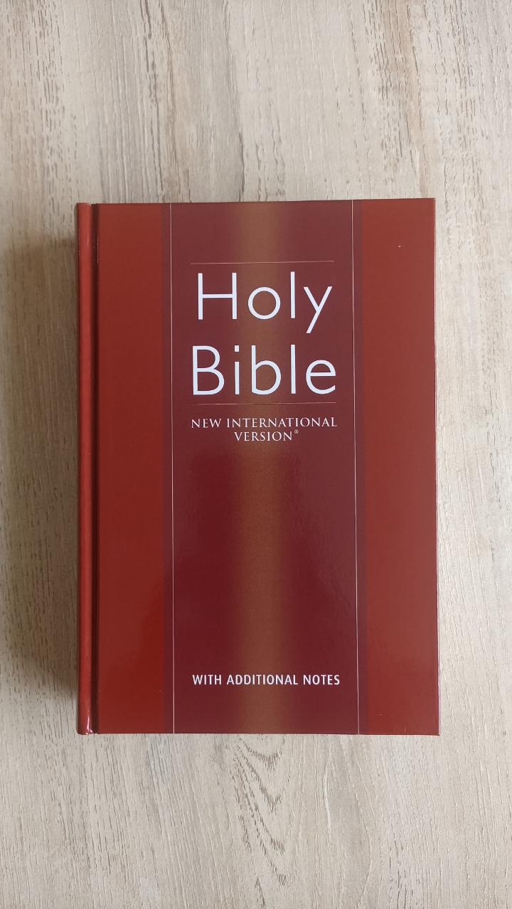 NIV WITH ADDITIONAL NOTES, SCHOOL EDITION BIBLE, STUDENT BIBLE, HOLY BIBLE, NEW INTERNATIONAL VERSION BIBLE, HARD COVER BIBLE