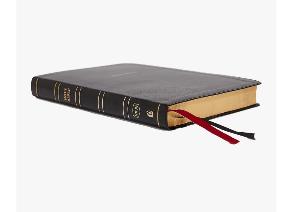 NKJV, Thinline Reference Bible, Large Print, Leathersoft, Black, Holy bible, New king James version bible, Red Letter, Comfort Print: Holy Bible, New King James Version