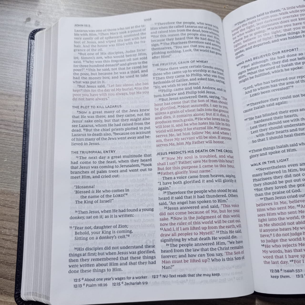 NKJV, Thinline Reference Bible, Large Print, Leathersoft, Black, Holy bible, New king James version bible, Red Letter, Comfort Print: Holy Bible, New King James Version