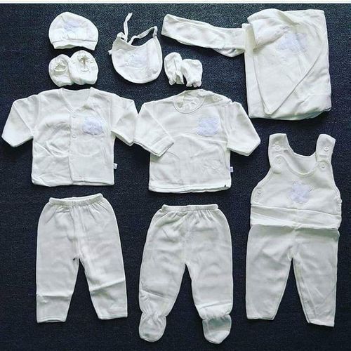 NEW ARRIVAL – Lucky Star 11 Pieces Unisex Newborn Baby Receiving Set with Bodysuit, Mittens, Cap, Bib, Blanket & More