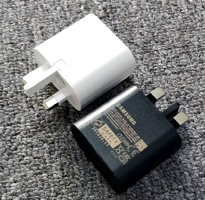 DISCOUNTED DEALS!! SAMSUNG 25W PD Adapter - Fast Charging, Lightweight, Portable, Wide Compatibility [Samsung, iPhone] - Chargers & Adapters