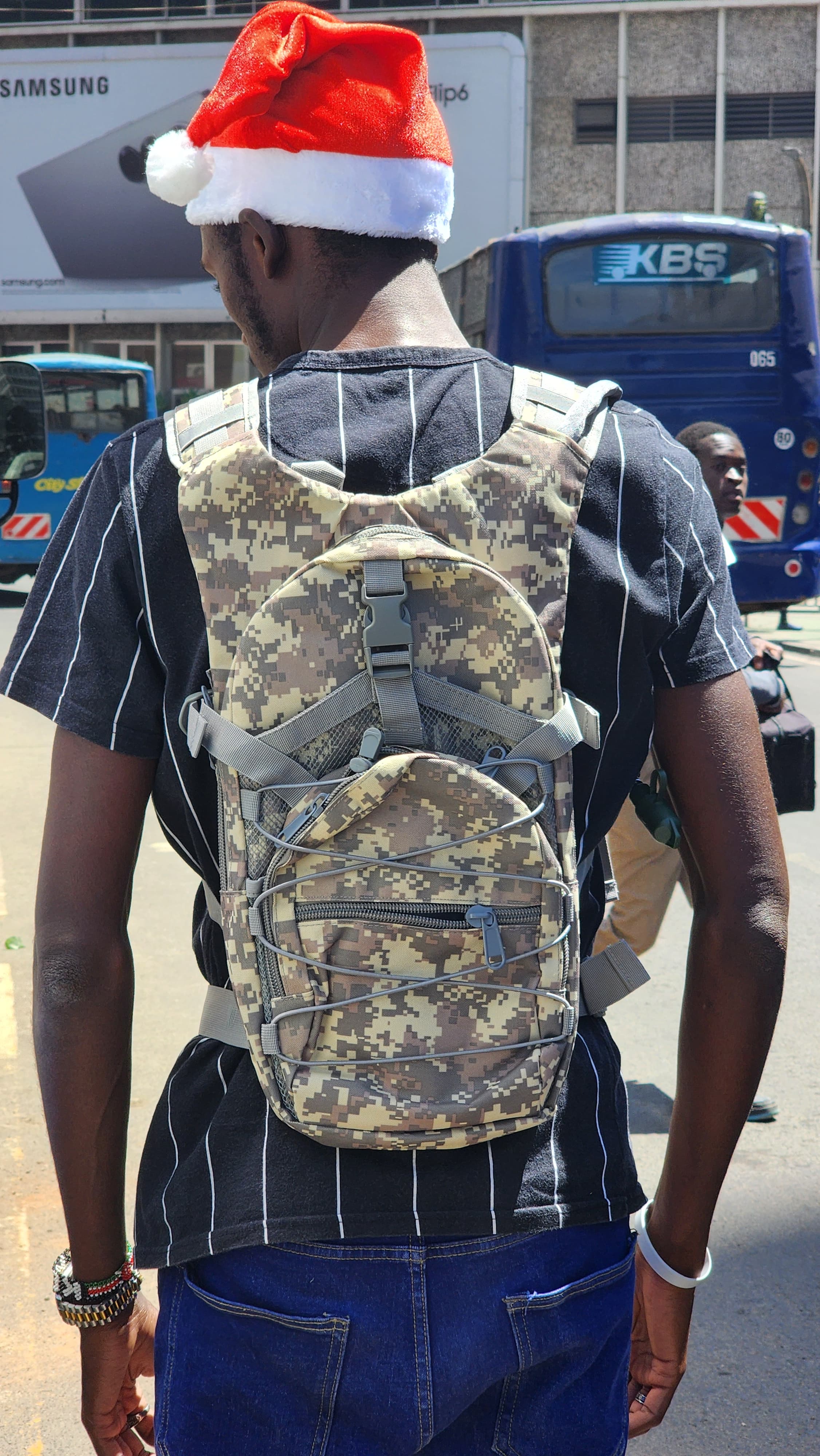 Camel bags Tactical Hydration bag (With 3L water bottle)
