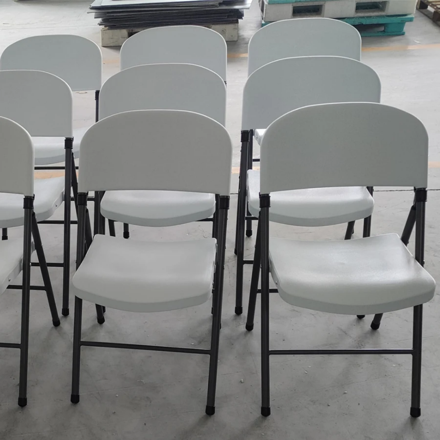 Heavy-Duty Foldable Plastic Chair – Strong Metal Frame, Portable & Easy to Store