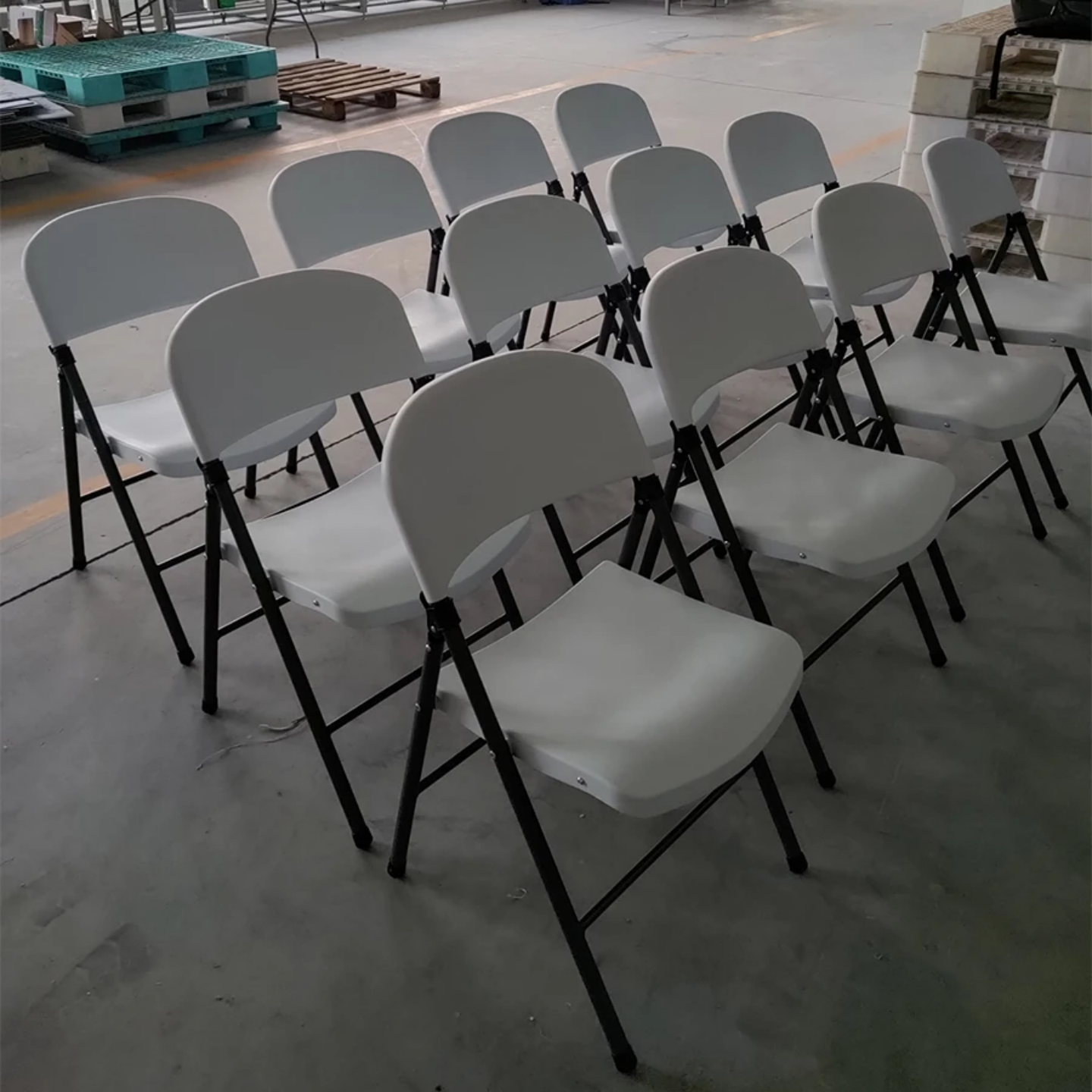 Heavy-Duty Foldable Plastic Chair – Strong Metal Frame, Portable & Easy to Store