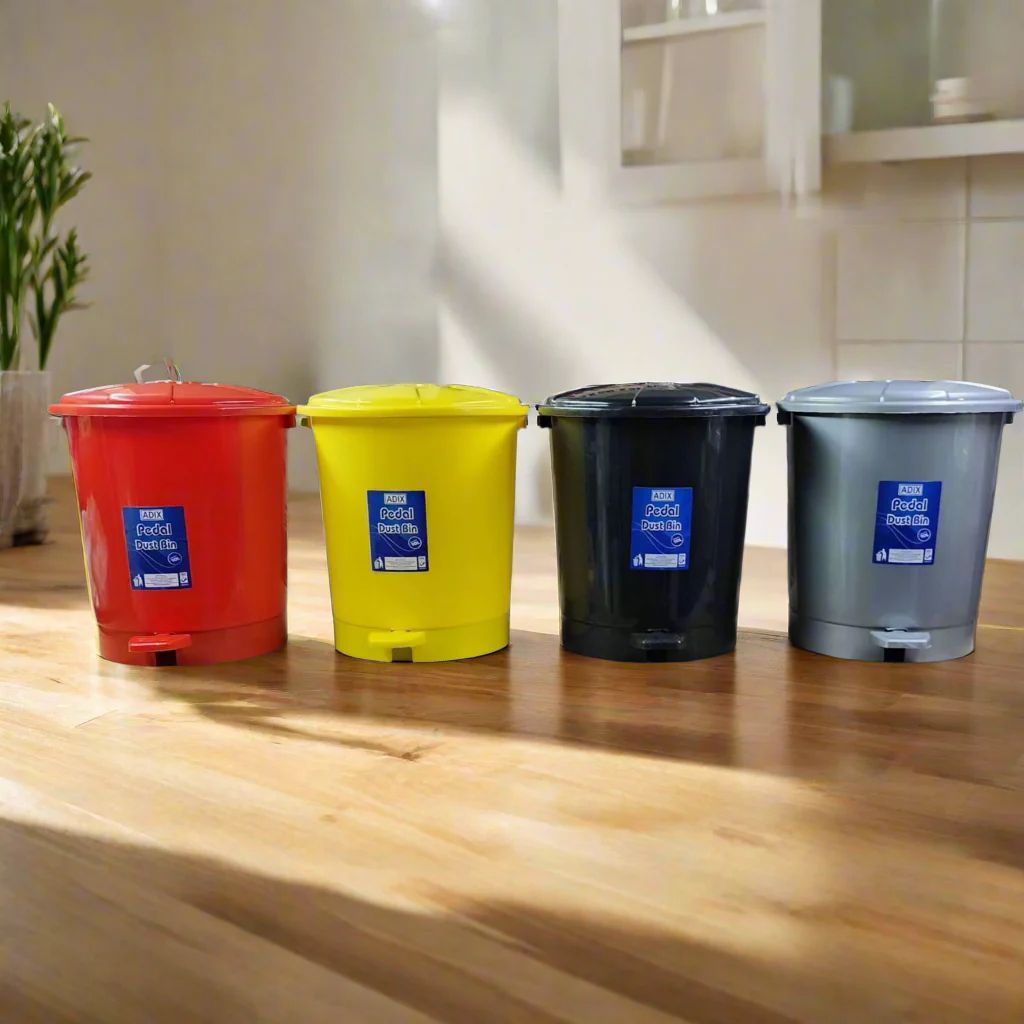 small size Home garbage bin/ Kitchen plastic Pedal bin  10 liters