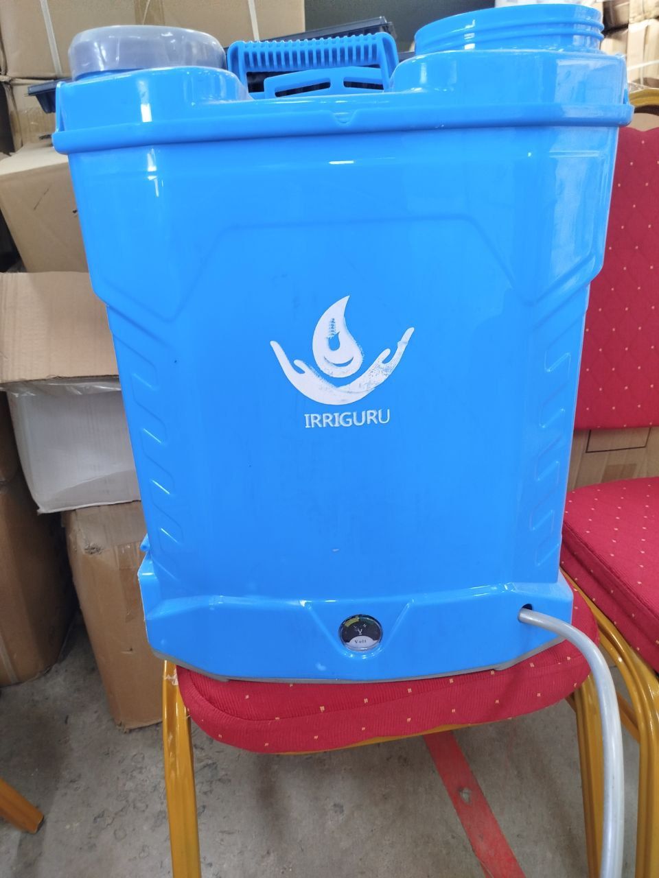 Rechargeable knapsack sprayer/ automatic knapsack sprayer - 20 liters with battery and comes with charger