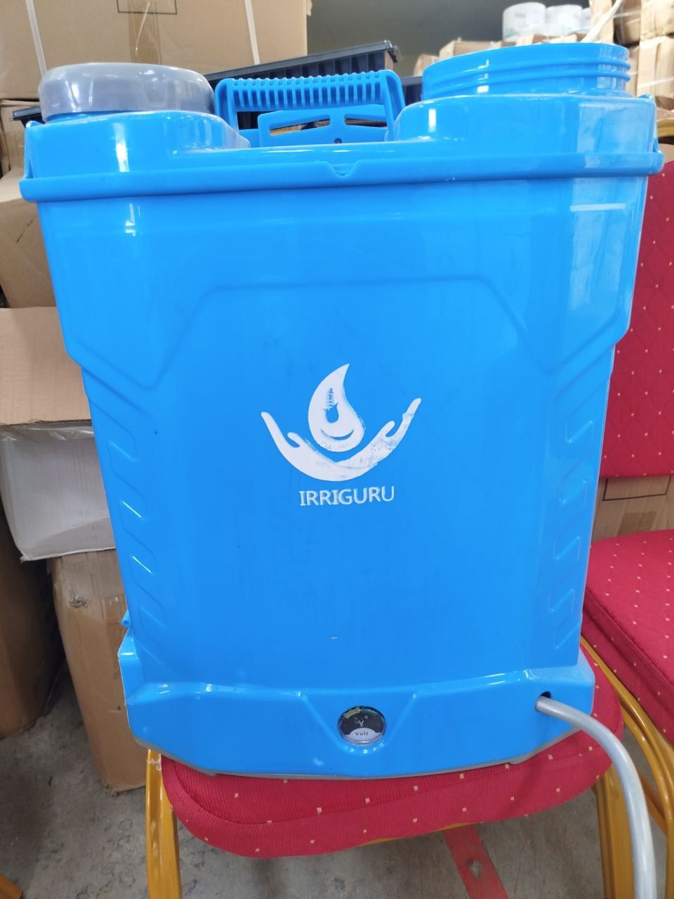 Rechargeable knapsack sprayer/ automatic knapsack sprayer - 20 liters with battery and comes with charger