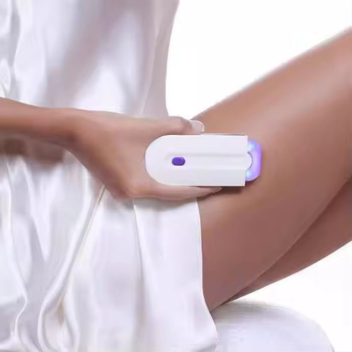 Painless Women Shaver, Electric Hair Removal ,Fast Charge, Depilatory Sense-light Body Bikini Epilator, remove all body hair painlessly without damaging skin , avoid chemical hair removal.CORDLESS.