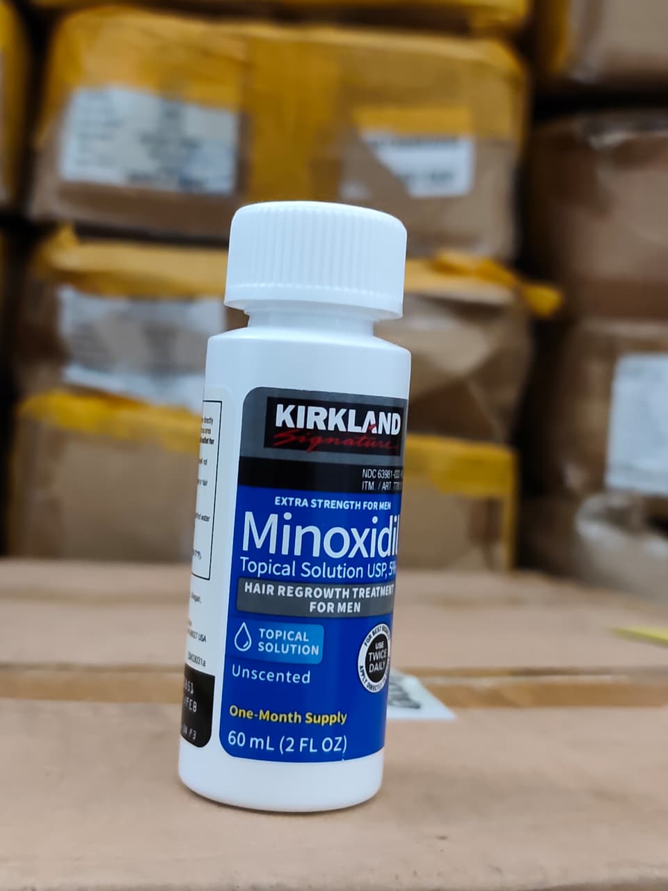 ORIGINAL Kirkland Minoxidil 5% Extra Strength Hair Regrowth 1 Month Supply and dermastamp hair growth kit guaranteed results,for hairloss , beard care ,scalp treatment alopecia