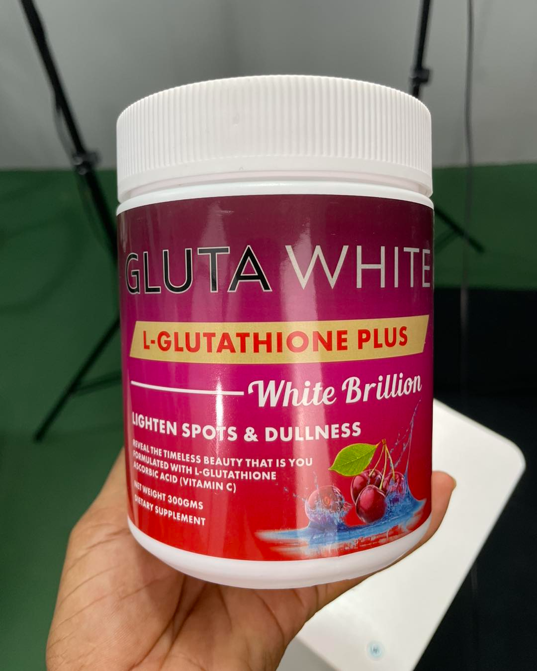 Gluta White L-Glutathione Plus White Brillion Powder For Skin Brightening, Anti-Aging, Dark Spot Reduction, Detoxification & Immune Support