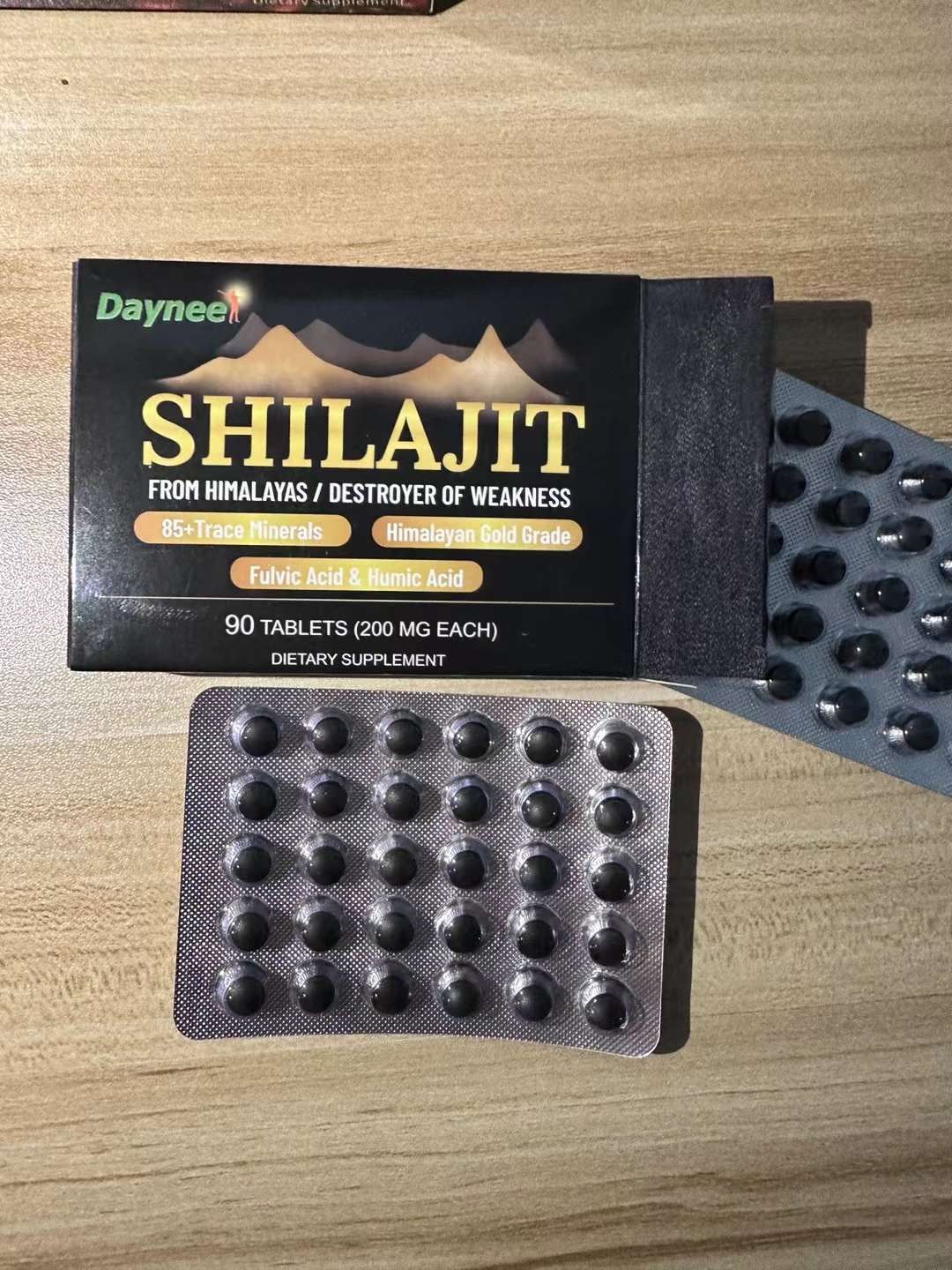 Daynee Himalayan Shilajit Tablets For Men Ultimate Strength, Stamina & Testosterone Booster 90 Tablets, 200mg Each Natural Himalayan Energy, Power & Vitality Supplement For Men