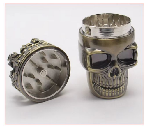 Skull Herb Tobacco Grinder Crusher Tobacco Herbal Herb Hand Muller Tobacco Grinder Mill Crusher Tobacco Crusher Grinder
