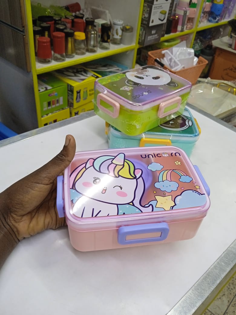 high quality plastic Partitioned cartoon themed kitchen kids lunch box