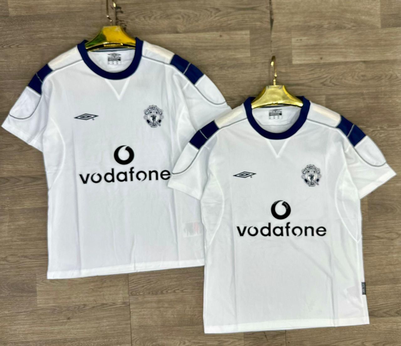 BACK IN STOCK!!! ORIGINAL Good Quality Authentic Manchester United 3rd Shirt/Jersey 1999/2000.