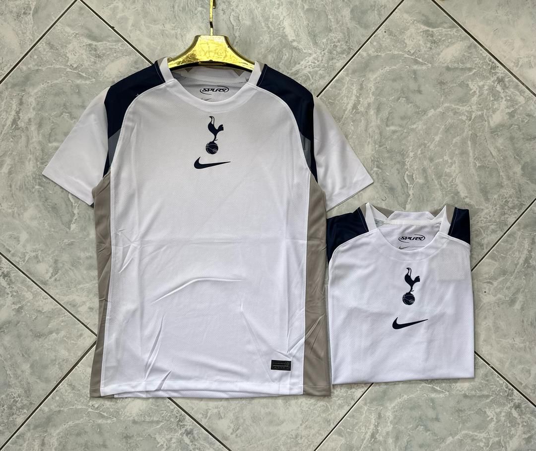CLASSIC!!! ORIGINAL!! New Arrival/New Season Good Quality Authentic Tottenham 2025-2026 Home Kit/Jersey.