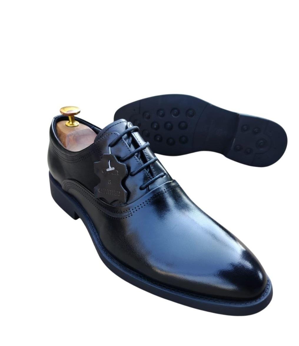 black formal Italian men's leather shoes