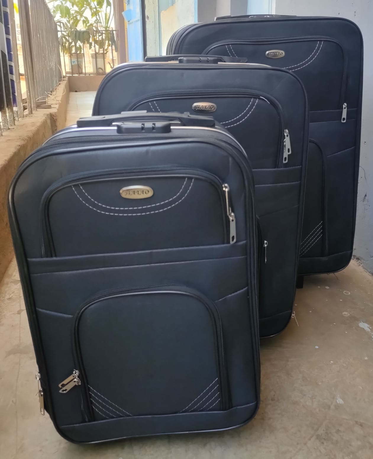 OFFER  3 in 1 traveling bag suitcase