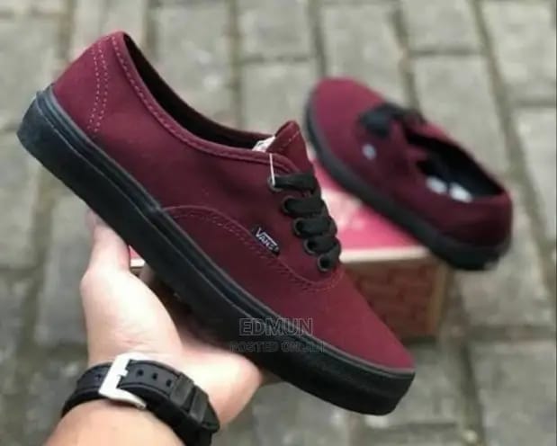 Vans VersaStride Unisex Canvas  flat Rubber Sneakers – Perfect for Everyday Comfort and Style