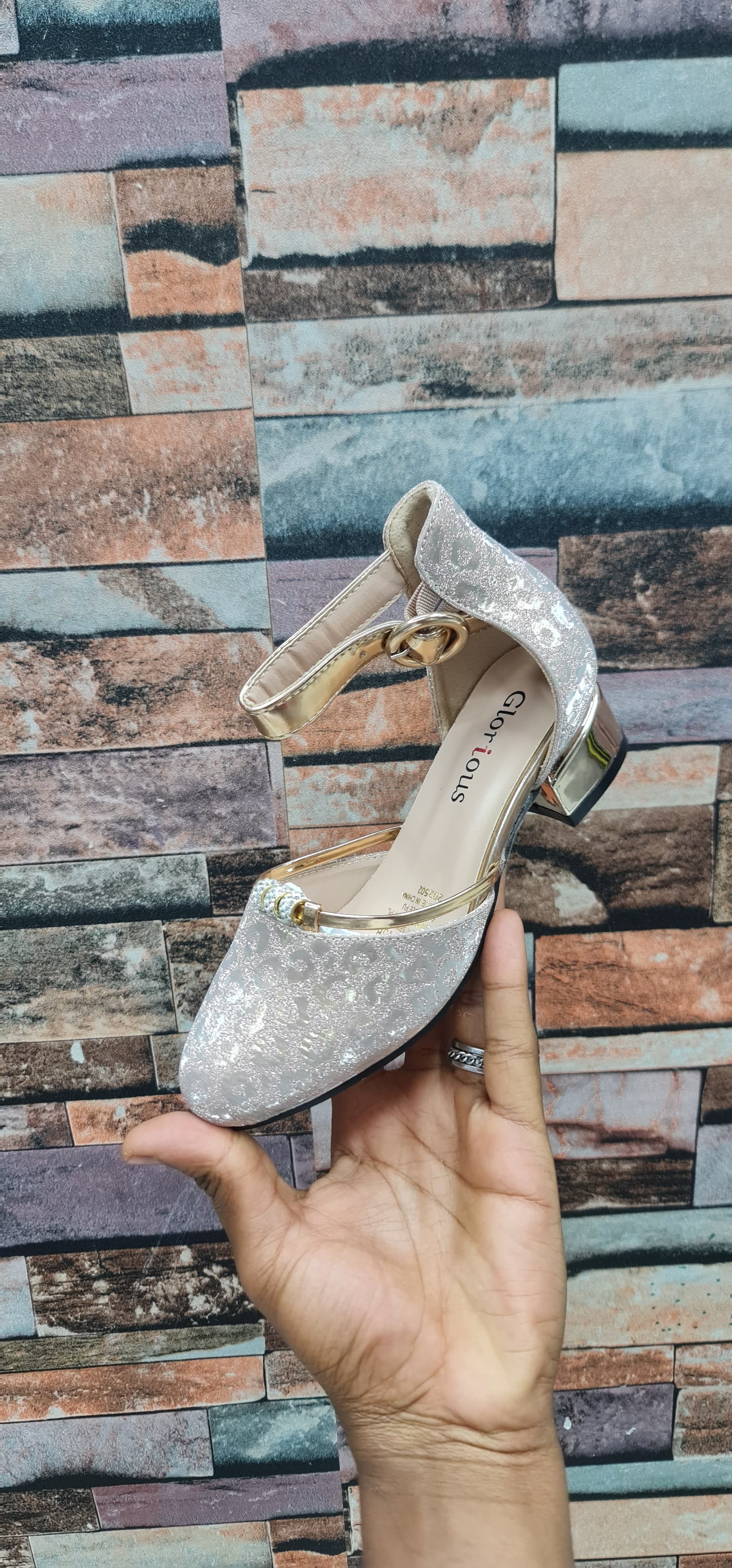 Comfortable  elegant Low-Heel Dress Shoes for Kids & Teen Girls – Elegant, Soft-Cushioned Footbed – Perfect for Weddings, Parties, and Everyday Casual Wear