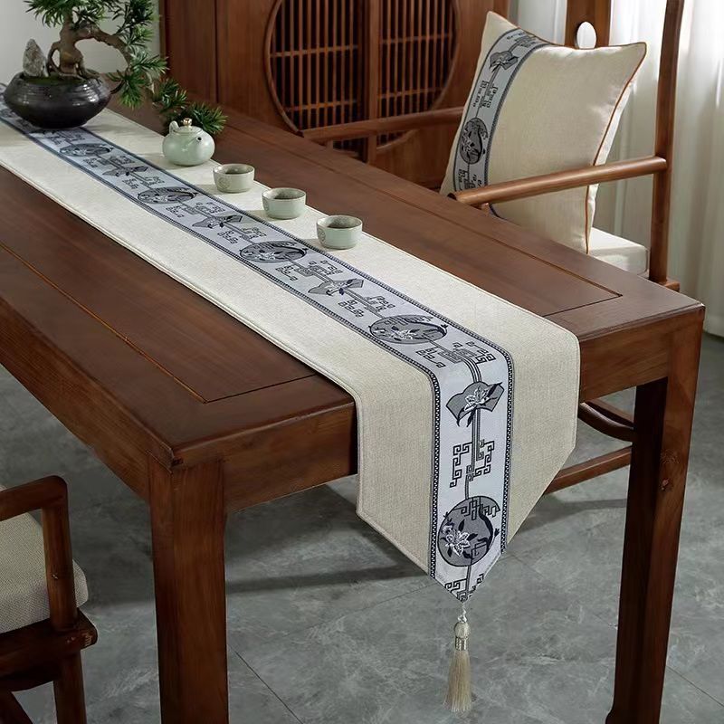 Table Runner 
Cloth material
240cm long