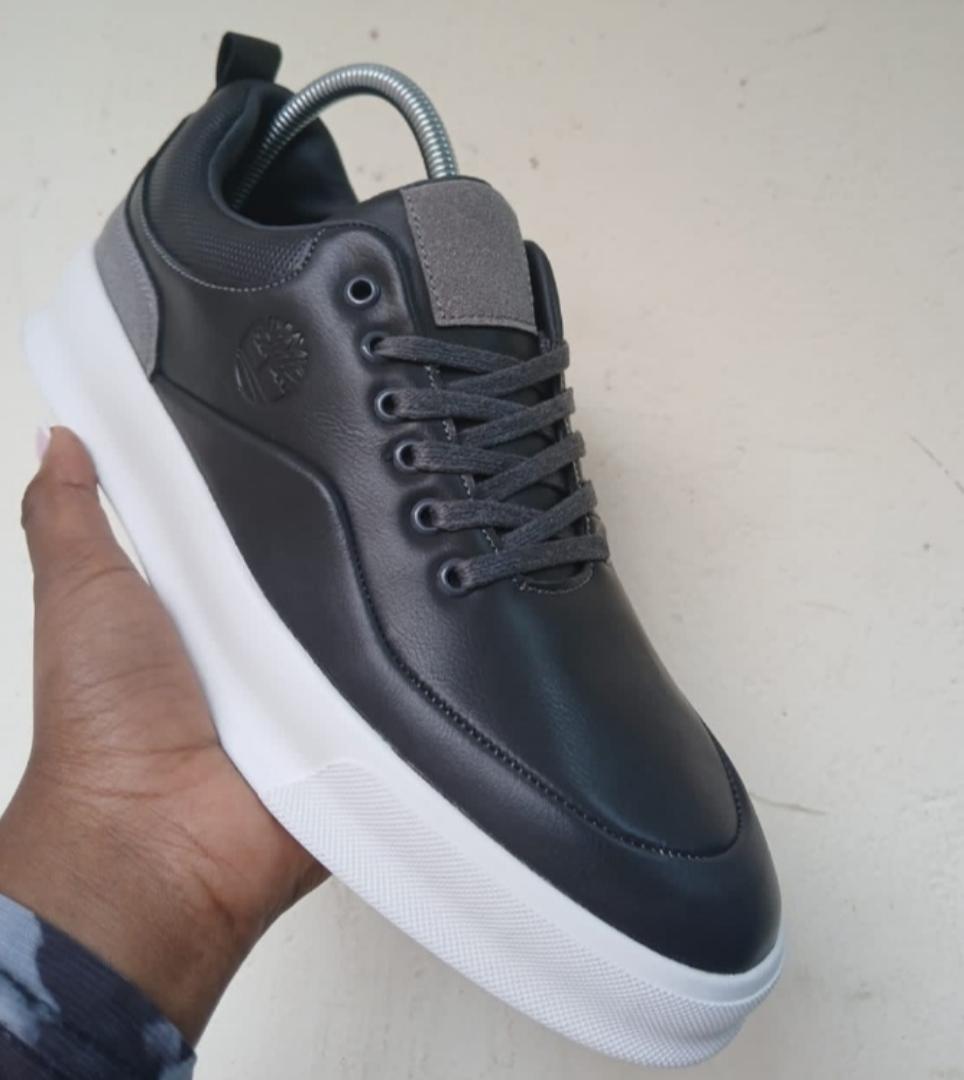 🔥( ON OFFER ) TIMBERLAND CASUAL SHOES, VERY CLASSY AND COMFORTABLE OXFORDS, BEST SHOP FOR SNEAKERS, CASUALS AND OFFICIAL SHOES GENERIC