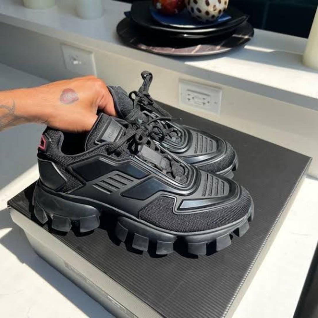 🔥( ON OFFER ) PRADA MEN'S SNEAKERS, VERY FASHIONABLE BULKY SNEAKERS (BEST SHOP FOR LADIES AND MENS BOOTS, SNEAKERS, CASUAL BOOTS, OFFICIAL BOOTS) GENERIC