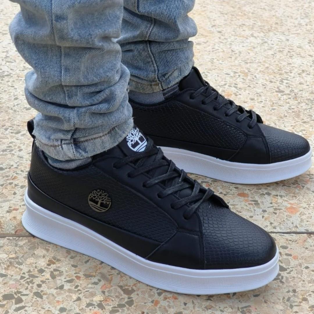 ORIGINAL LEATHER TIMBERLAND CLASSIC CASUALS SHOES, BLACK CASUAL AND OFFICIAL SHOES BROWN LEATHER (BEST SHOP FOR LOAFERS, OFFICIALS, CASUALS, SNEAKERS)