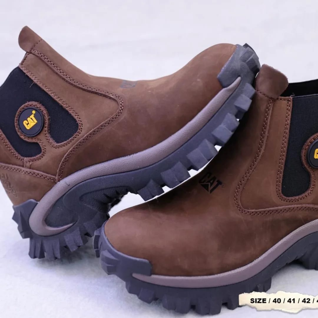 🔥(On offer )CAT Caterpillar boots, steel toe work boots, casual shoes & casual boots. Premium Waterproof Boot, customized timberland boots black Supreme Desighners shoes and Boots GENERIC.