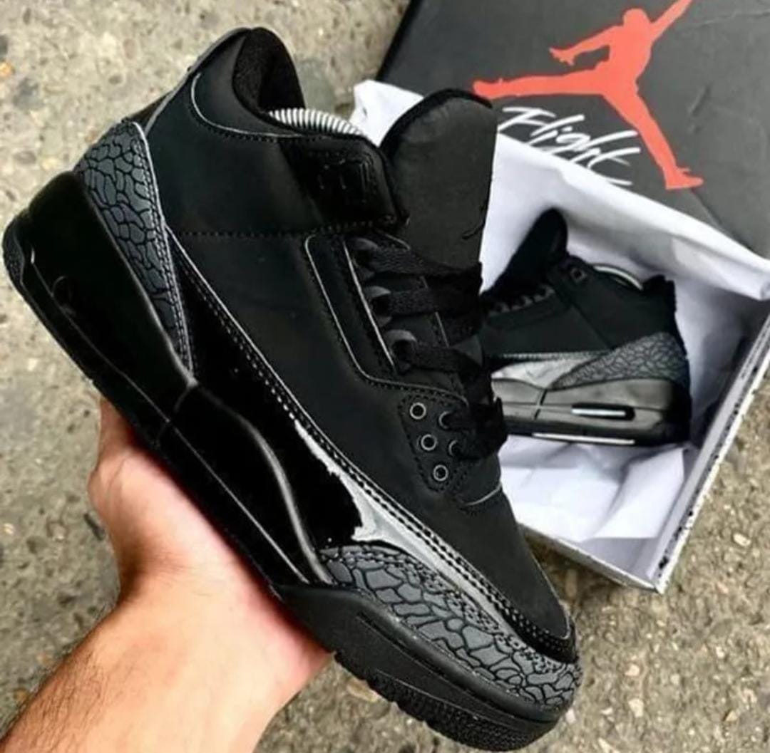 🔥 (on offer)  Air jordan 3 Retro (black cat).  , with a fashionable, Classy fit. Best shop for Jordans, Airforce, SNEAKERS. Airfoce 1 customized