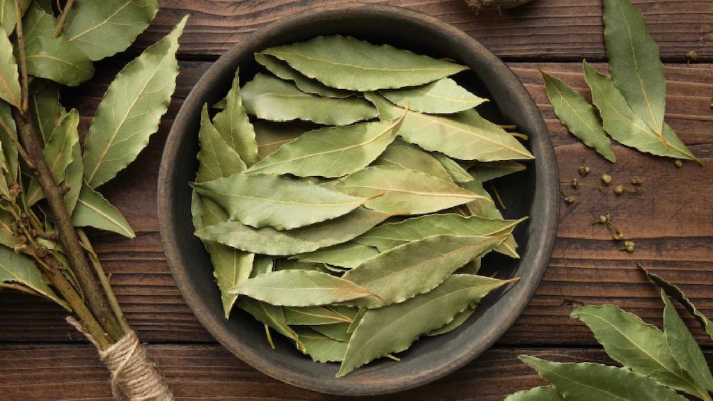 Farm fresh organic dried bay leaves 500g