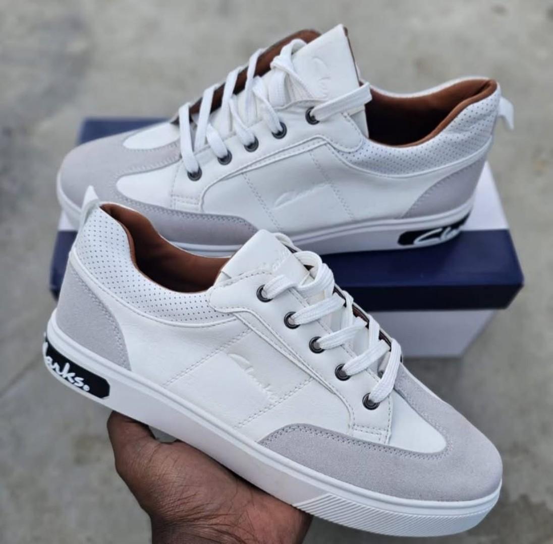 ORIGINAL LEATHER WHITE CLARKS CLASSIC CASUALS SHOES, WHITE CASUAL AND OFFICIAL SHOES BROWN LEATHER (BEST SHOP FOR LOAFERS, OFFICIALS, CASUALS, SNEAKERS)
