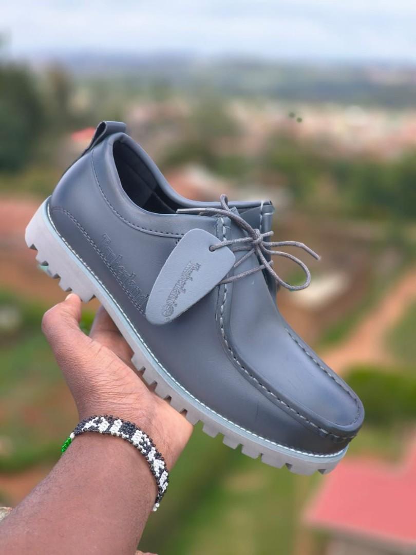 🔥(on offer) LEATHER GREY TIMBERLAND CLASSIC CASUALS SHOES, WHITE CASUAL AND OFFICIAL SHOES BROWN LEATHER (BEST SHOP FOR LOAFERS, OFFICIALS, CASUALS, SNEAKERS)