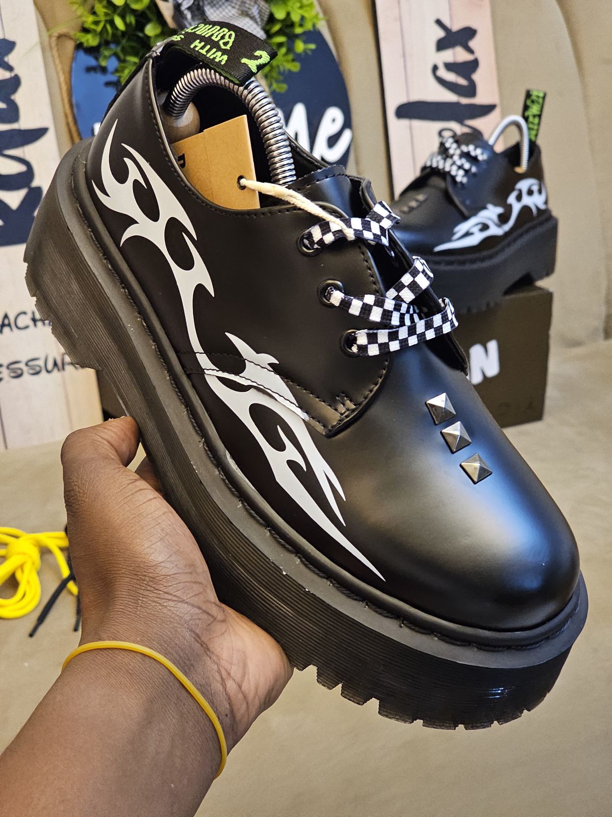 🔥 Original Leather Dr Marten 1461 black patent leather-style lace-up shoes with a thick, (Dr Martin)lugged sole and a metallic embellishment on the vamp.  very comfortable and classy official cassual