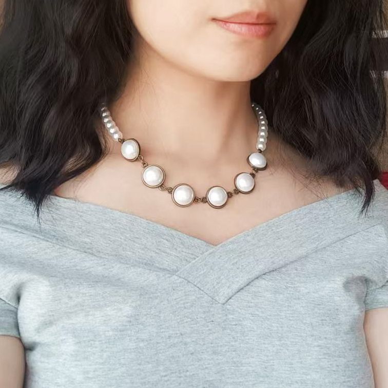 Pearls Personality Necklace Vintage Pearl Choker Necklace Women Jewelry Collars Statement Necklace Fashion Accessories