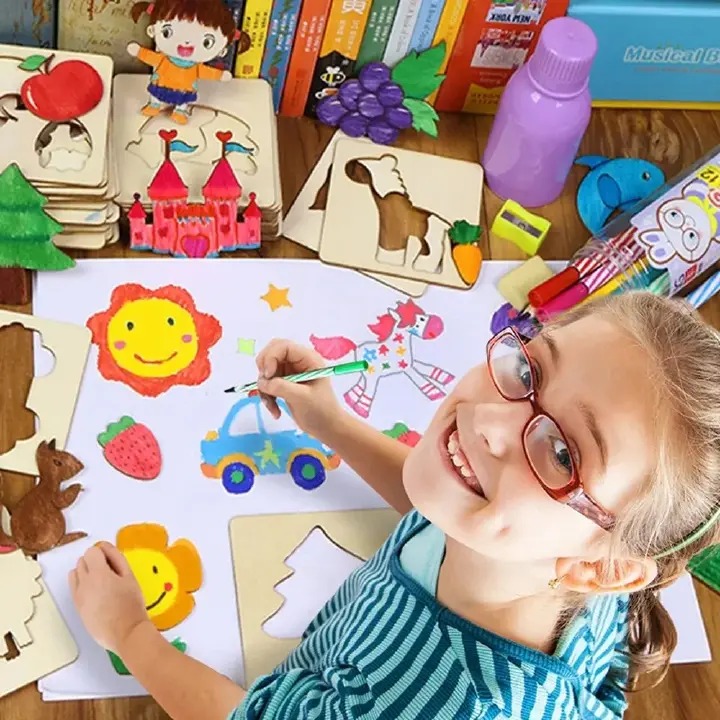 20pcs Montessori Kids Toys Drawing Toys Wooden DIY Painting Template Stencils Learning Educational Toys for Children Gift                                                                              .