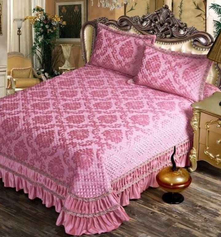 🦋RESTOCKED🤩Cotton Double sided heavy duvet cover📍Heavy cotton bedcovers, 
Size:6*6 with 
2 pillowcases.