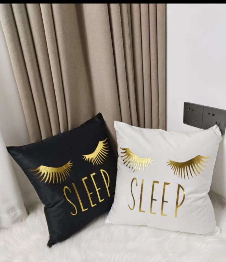 🤩DONT MISS OUT🦋2PC Crazy Cat Lady Home Decorative Pillow Cozy Couch Cushion 45x45cm Cartoon Cat Printed Pillows Cotton Linen Pillowcase No Insert🎀Material:Polyester / cotton
Feature:Memory
Pattern: