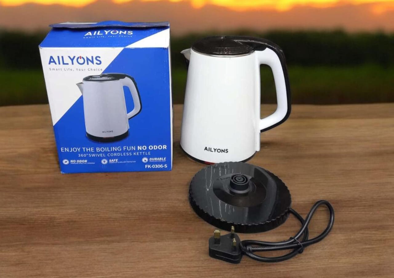 AILYONS 1.8 LITRES ALYONS ELECTRIC KETTLE - WHITE Saves energy compared to stovetop kettles
The kettle is made of high-quality stainless steel, which is rust-resistant and easy to clean.