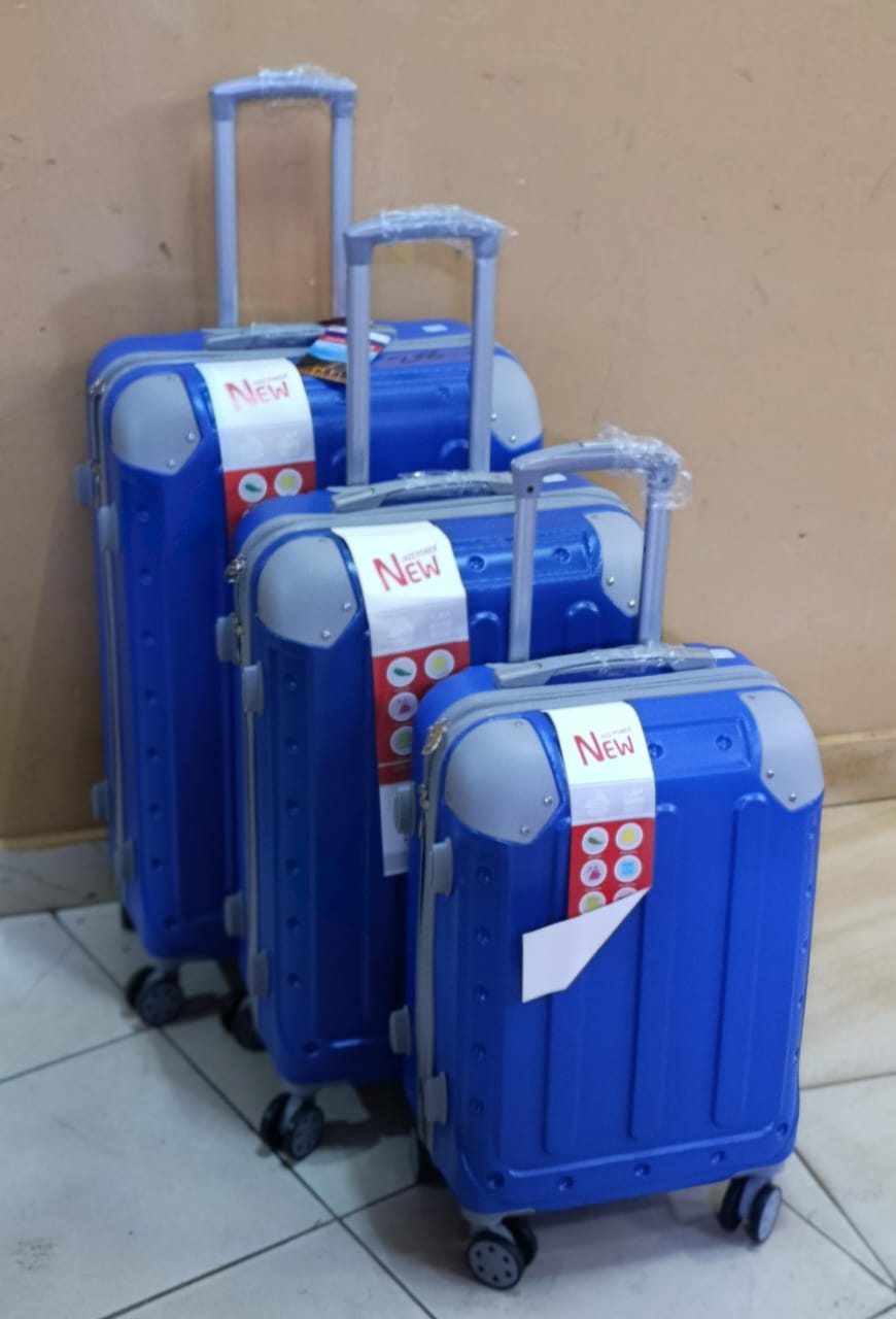 ✅️SUPERIORQUALITY✅️📍SHOPNOW📍Pvc 26 INCH 3 IN 1 LAXURIOUS FIBRE SUITCASE BRIEFCASE TRAVEL BAG.Made of high-quality materials
Sleek and stylish design
3-in-1 design 
Hard outer shell for protection
Nu