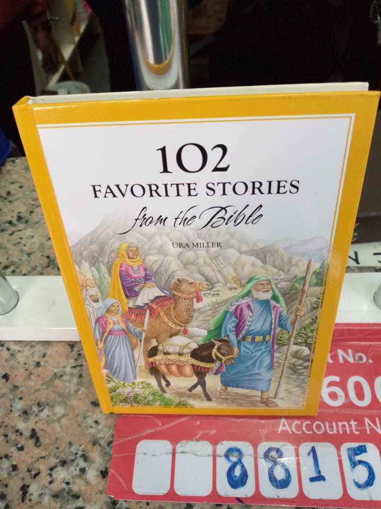 Crossway Bibles Cor Bible Stories 102 Favorite Stories From The Bible.The parting of the Red Sea, David and Goliath, Jesus and the Samaritan woman, Lazarus being raised from the dead, these stories an