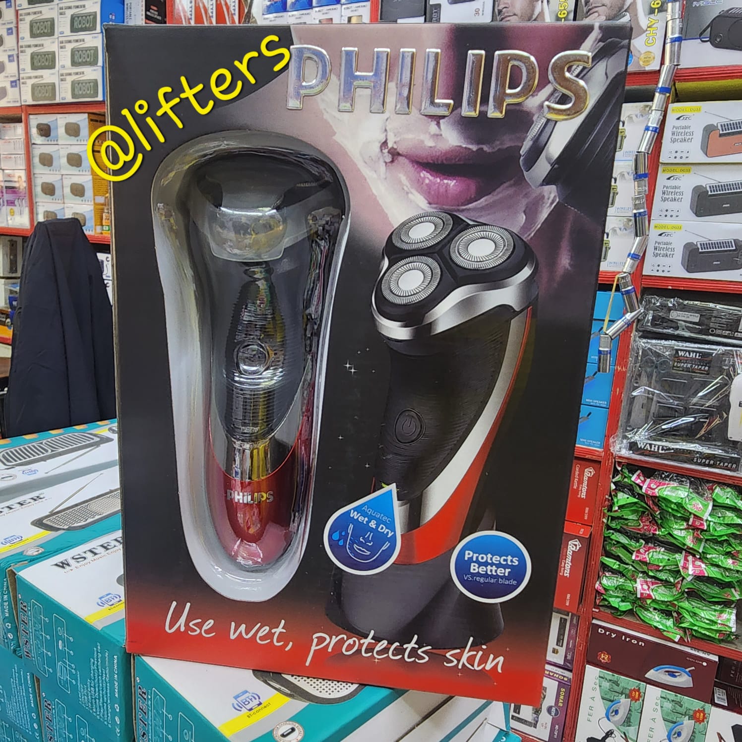 ◀️🍂COMFORTABLE CLEAN SHAVE▪️📍Philips Smoother Aqua Touch Shaver.3D Floating Heads move for a convenient clean shave
Aquatec for a refreshing wet or convenient dry shave 
Intuitive indicator to see w