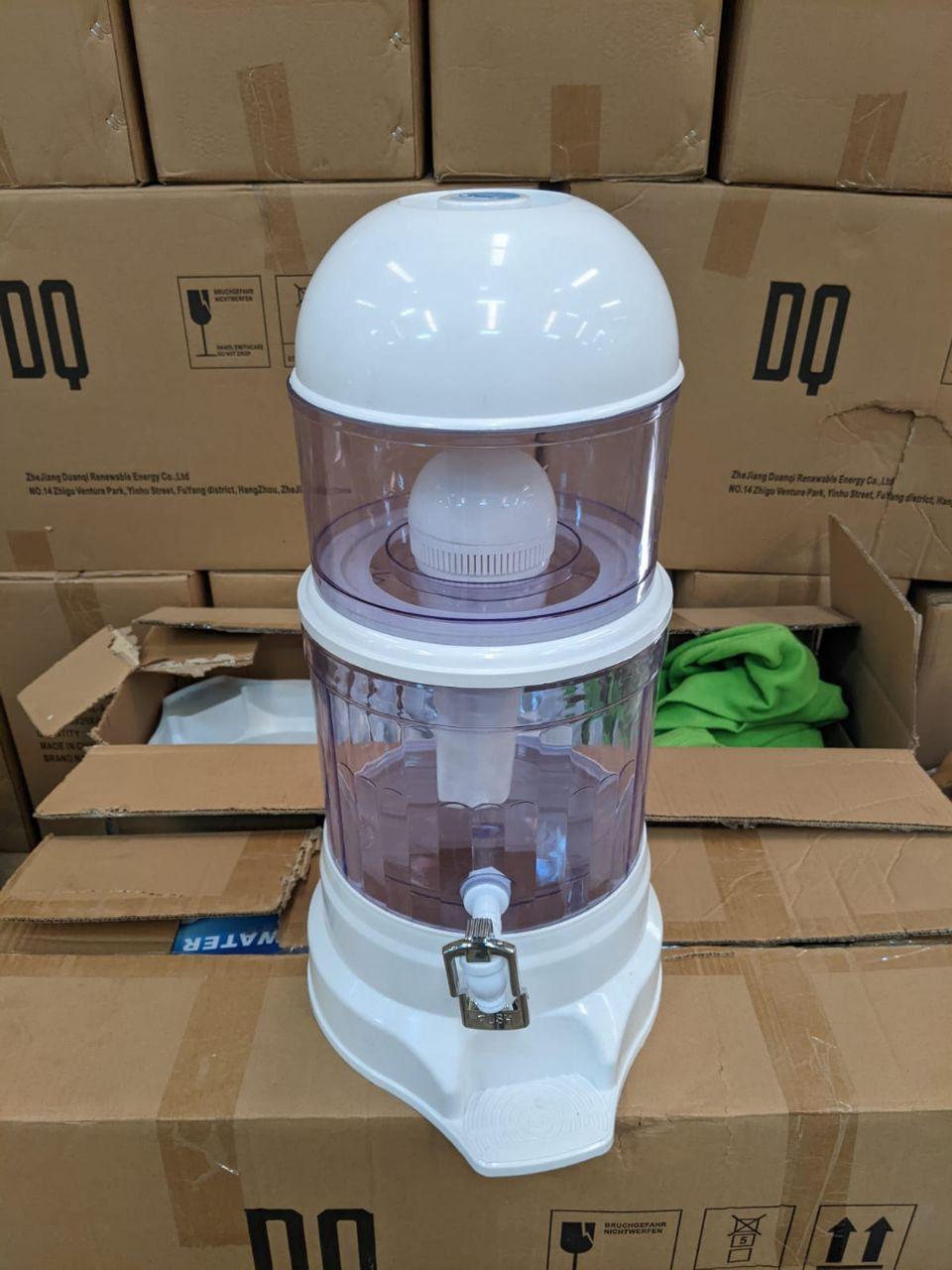 16 litres Water purifier  1. The use of ultrasonic atomization technology, a wide range of diffusion, fine and uniform, long-lasting fragrance
