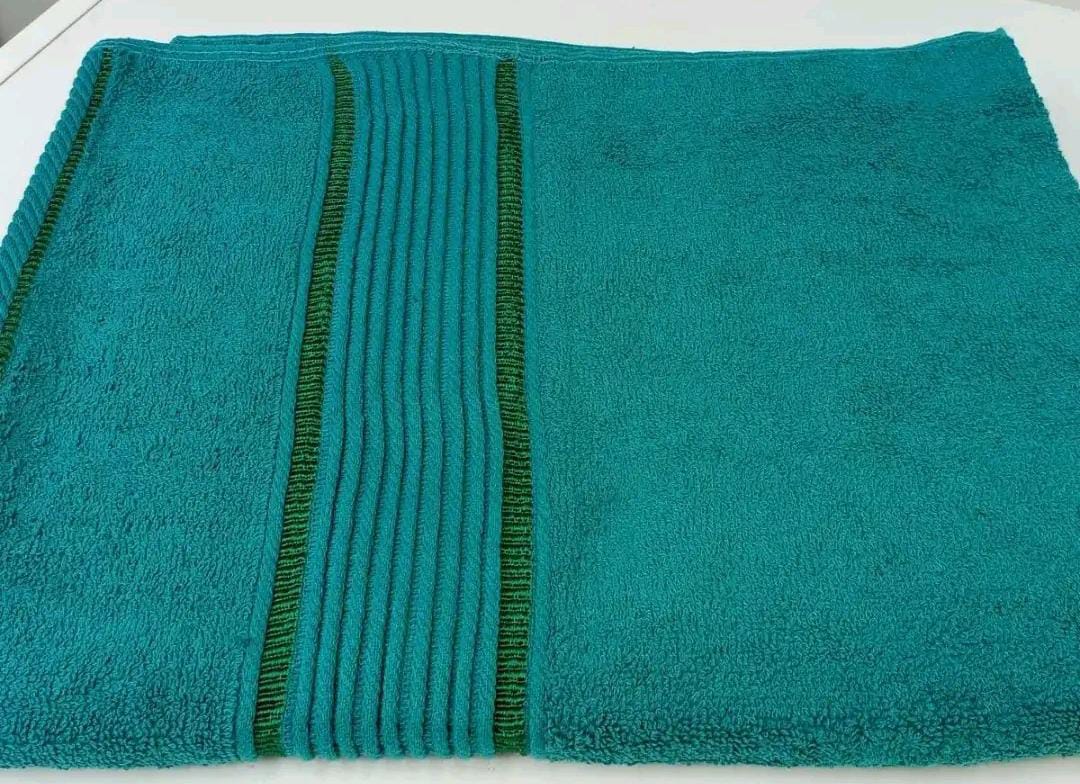 TOWELS 1PC HIGH QUALITY COTTON BATH TOWEL 90*165CM WITH PREMIUM DOUBLE STRIPPED COTTON QUALITY AND PRICE SHOULD AL Feel the soft touch with the supWAYS BE IN ONE SENTENCE ENJOY FROM BATHROOM WITH A,
